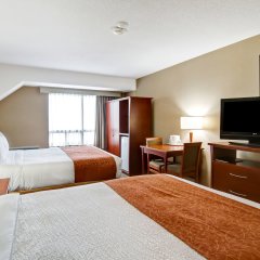 Отель Quality Inn Канада, Китченер - отзывы, цены и фото номеров - забронировать отель Quality Inn онлайн удобства в номере фото 2