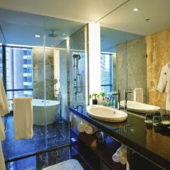 Отель JW Marriott Hotel Shenzhen Китай, Шэньчжэнь - отзывы, цены и фото номеров - забронировать отель JW Marriott Hotel Shenzhen онлайн ванная