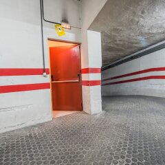 Отель QH Granada Centro Rejas парковка