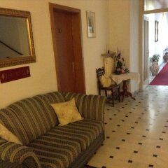 Hotel Graf von Meran Меран комната для гостей фото 4