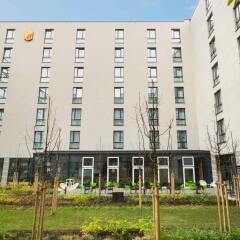 Отель Super 8 Munich City West Мюнхен вид на фасад