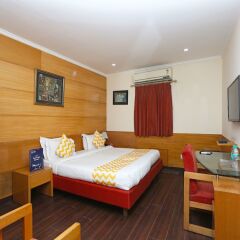 OYO 11332 Hotel Daffodils Inn сейф в номере