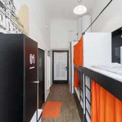 Отель Adagio Hostel 1.0 Oktogon Венгрия, Будапешт - отзывы, цены и фото номеров - забронировать отель Adagio Hostel 1.0 Oktogon онлайн интерьер отеля