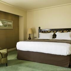 Отель Sofitel Cairo Nile El Gezirah сейф в номере
