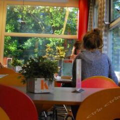 Отель Stayokay Amsterdam Vondelpark - Hostel Нидерланды, Амстердам - отзывы, цены и фото номеров - забронировать отель Stayokay Amsterdam Vondelpark - Hostel онлайн питание фото 4