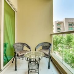 Апартаменты Short Booking - 1 BDR Apartment Greens балкон