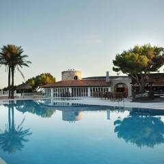 Отель AzuLine Club Cala Martina Ibiza - All Inclusive бассейн