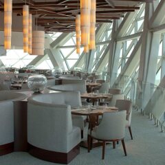 Отель Andaz Capital Gate Abu Dhabi – a concept by Hyatt питание фото 3