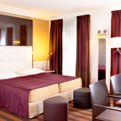 Отель Hôtel Augustin - Astotel в номере