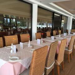 Queen's Bay Hotel питание