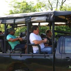 Отель Mahoora Tented Safari Camp All-Inclusive - Yala Шри-Ланка, Катарагама - отзывы, цены и фото номеров - забронировать отель Mahoora Tented Safari Camp All-Inclusive - Yala онлайн городской автобус