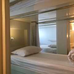 Best Stay Hostel комната для гостей