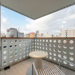 Отель The OneFive Villa Fukuoka Фукуока балкон