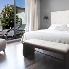 Отель Aparthotel Mariano Cubi Barcelona комната для гостей
