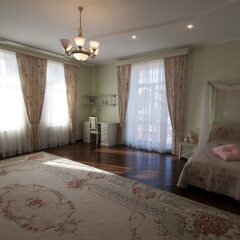 Гостиница Guest House Grand Villa в Екатеринбурге отзывы, цены и фото номеров - забронировать гостиницу Guest House Grand Villa онлайн Екатеринбург комната для гостей фото 2