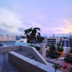 Отель Chillax Resort Бангкок бассейн фото 2
