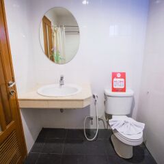 Отель Nida Rooms Lotus Bai Yok 599 Бангкок ванная фото 2