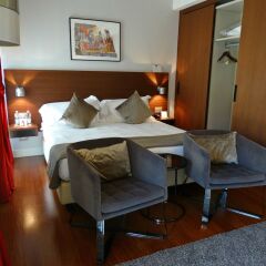 Milano Scala Hotel сейф в номере