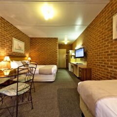 Отель Central Yarrawonga Motor Inn комната для гостей фото 3