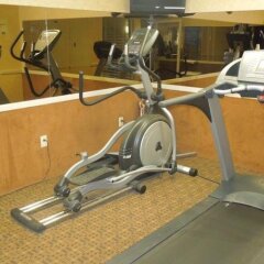 Отель Quality Inn and Suites North/Polaris США, Колумбус - отзывы, цены и фото номеров - забронировать отель Quality Inn and Suites North/Polaris онлайн фитнесс-зал фото 3