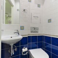 Гостиница Feelathome на Невском в Санкт-Петербурге 9 отзывов об отеле, цены и фото номеров - забронировать гостиницу Feelathome на Невском онлайн Санкт-Петербург ванная фото 5