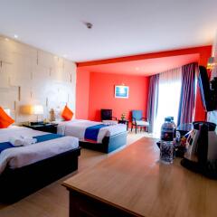 Отель Sea Breeze Jomtien Resort комната для гостей фото 2