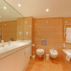 Clifton Athena in Cape Town, South Africa from 277$, photos, reviews - zenhotels.com bathroom