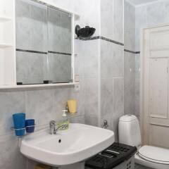 Отель Central Riga Apartment Латвия, Рига - отзывы, цены и фото номеров - забронировать отель Central Riga Apartment онлайн ванная
