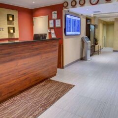 Отель Comfort Inn США, Нью-Йорк - 1 отзыв об отеле, цены и фото номеров - забронировать отель Comfort Inn онлайн интерьер отеля фото 2