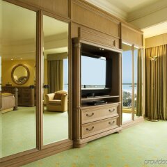 Le Royal Meridien Beach Resort And Spa in Dubai, United Arab Emirates from 571$, photos, reviews - zenhotels.com guestroom photo 2