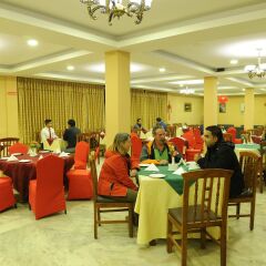 Отель Ghangri Boutique Hotel Непал, Катманду - отзывы, цены и фото номеров - забронировать отель Ghangri Boutique Hotel онлайн питание фото 3