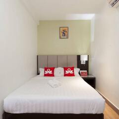Отель ZEN Rooms Chinatown KL Малайзия, Куала-Лумпур - отзывы, цены и фото номеров - забронировать отель ZEN Rooms Chinatown KL онлайн комната для гостей фото 3