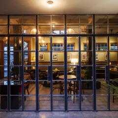 Отель Bangkok Publishing Residence - Adults Only гостиничный бар