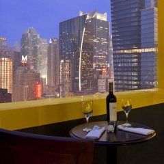 Отель Four Points by Sheraton Midtown-Times Square США, Нью-Йорк - отзывы, цены и фото номеров - забронировать отель Four Points by Sheraton Midtown-Times Square онлайн балкон
