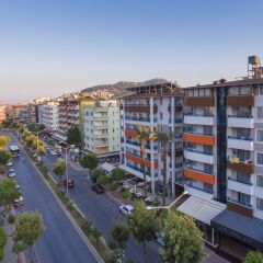 Lonicera City Hotel балкон