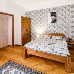 Апартаменты Nice apartment at the center Львов комната для гостей фото 5