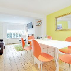 Отель Brighton Getaways - Sunny Cottage в номере фото 2