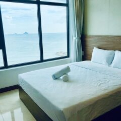 Апартаменты Handy Beachfront Apartment Нячанг комната для гостей фото 5