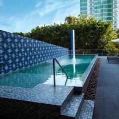 Отель Aloft Guadalajara бассейн