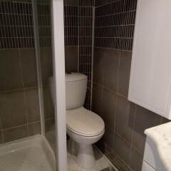 Отель Appartement République Djivas Ницца ванная