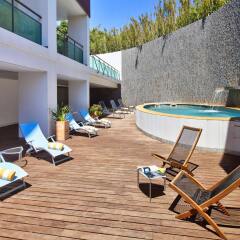 Отель Villa Doris Suites бассейн