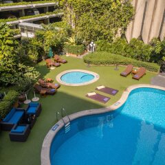 Отель The Tawana Bangkok Таиланд, Бангкок - 1 отзыв об отеле, цены и фото номеров - забронировать отель The Tawana Bangkok онлайн бассейн фото 2