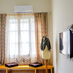 Апартаменты Hippy Decorated 2 Bedrooms Apartment Афины удобства в номере