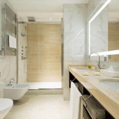 Aleph Rome Hotel, Curio Collection by Hilton ванная