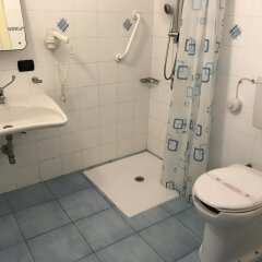 Megaron Hotel Поццалло ванная