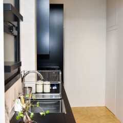Отель Brand-new Modern Flat in Central Athens сейф в номере