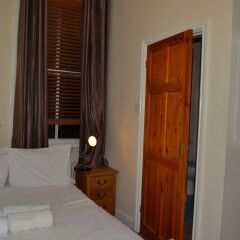 Отель The Watergate Inn балкон