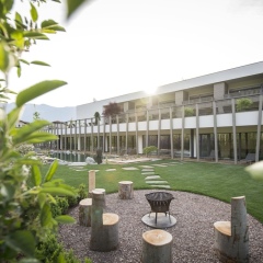 Отель Gartenhotel Moser Аппиано-сулла-Страда-дель-Вино фото 8