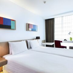 Отель Vic3 Bangkok Бангкок комната для гостей фото 5