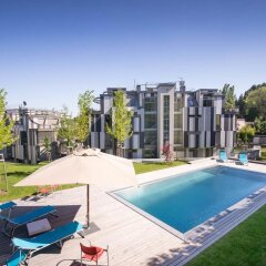 Отель Vienna Garden Residence бассейн фото 2